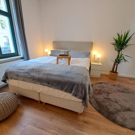 Gemuetliche Helle Ferienwohnung Dresda Esterno foto