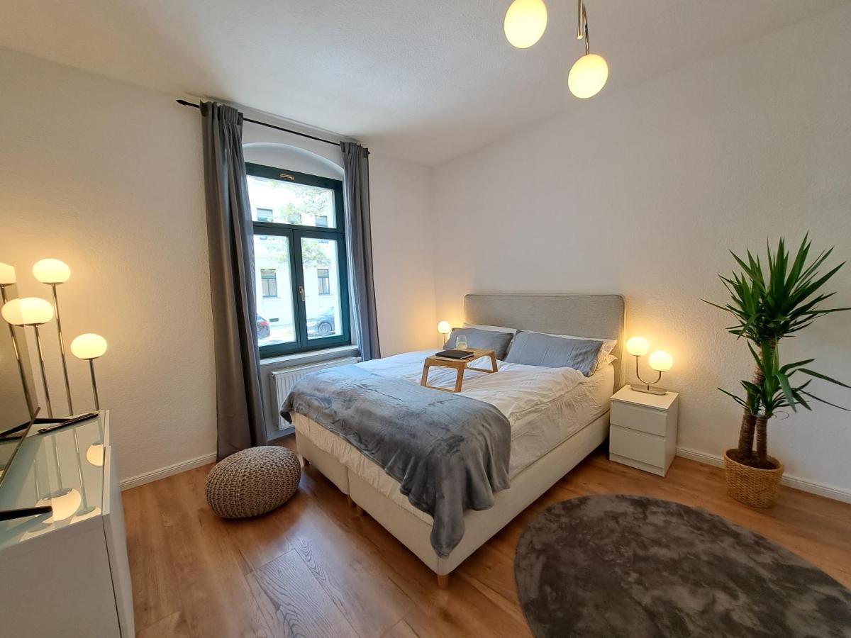 Gemuetliche Helle Ferienwohnung Dresda Esterno foto